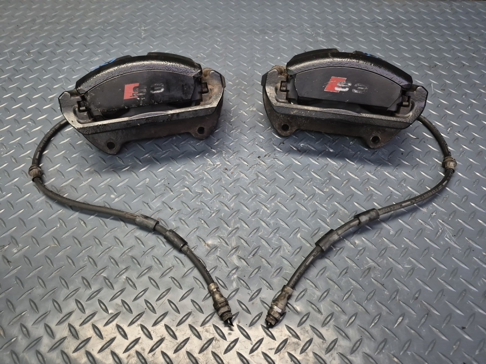 15-20 AUDI S3 8VS AWD FRONT LEFT & RIGHT BRAKE CALIPER SET OEM
