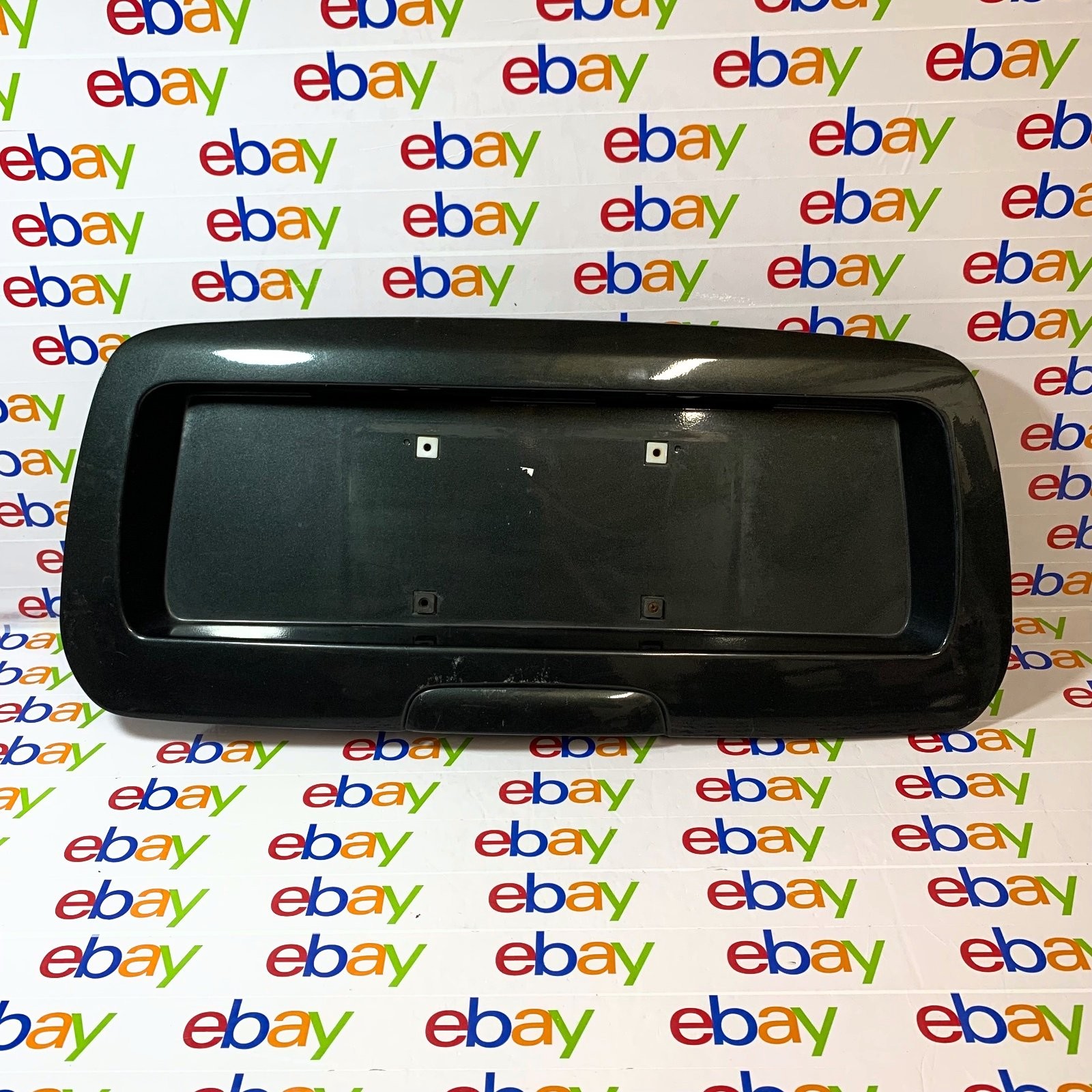2002 - 2009 Chevrolet Trailblazer GMC Envoy Trunk License Plate Panel 805K 11822