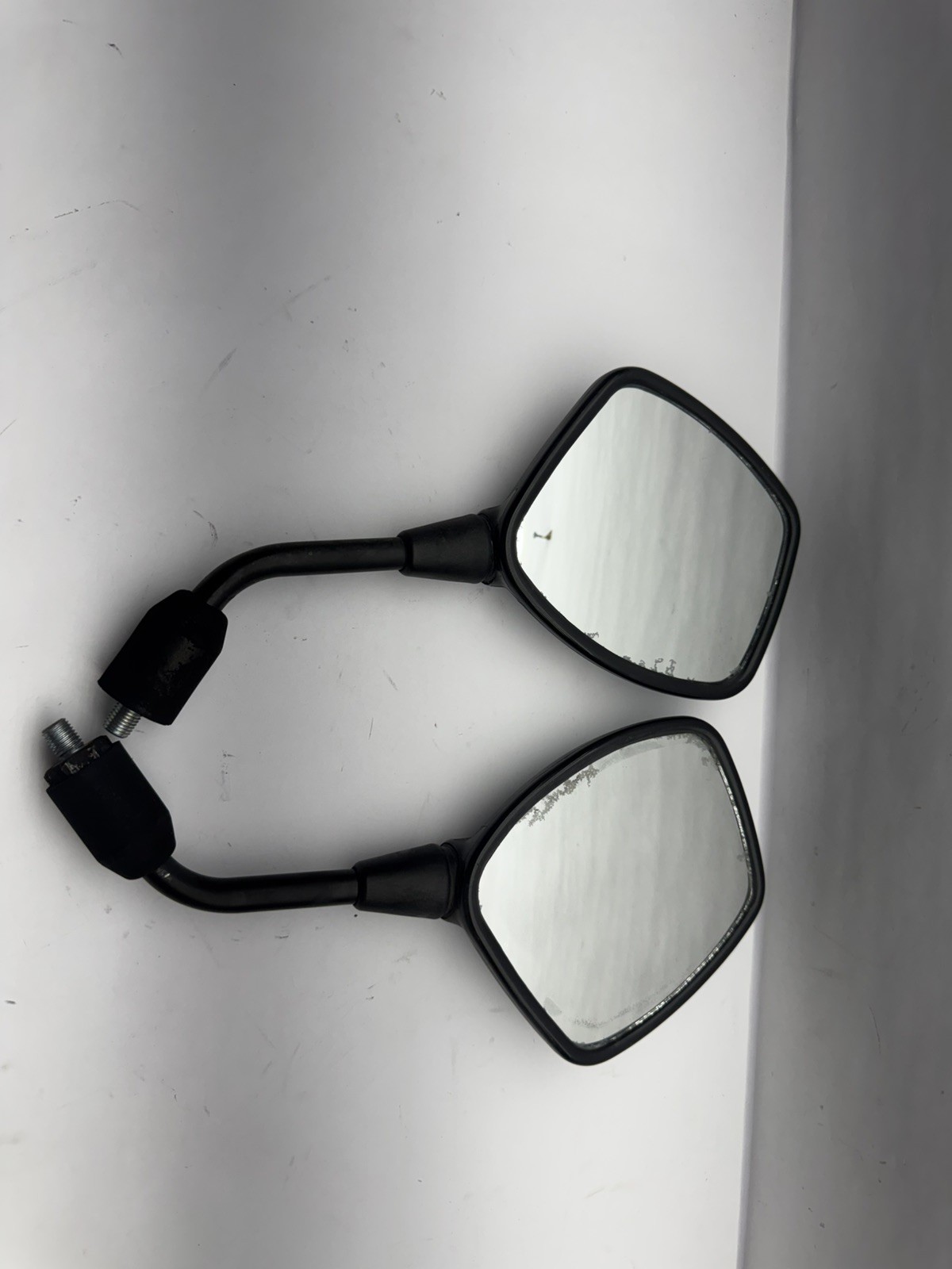 04-11 SUZUKI VSTROM 650 DL650 ABS REAR VIEW MIRROR SET PAIR MIRRORS 04-11 SUZUKI VSTROM 650 DL650 ABS REAR VIEW MIRROR SET PAIR MIRRORS