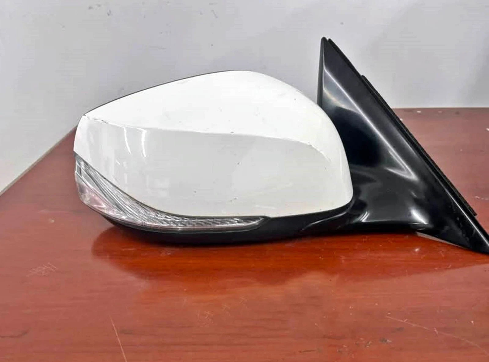 2014-2021 Infiniti Q50 Right Passenger Side View Door Mirror White OEM