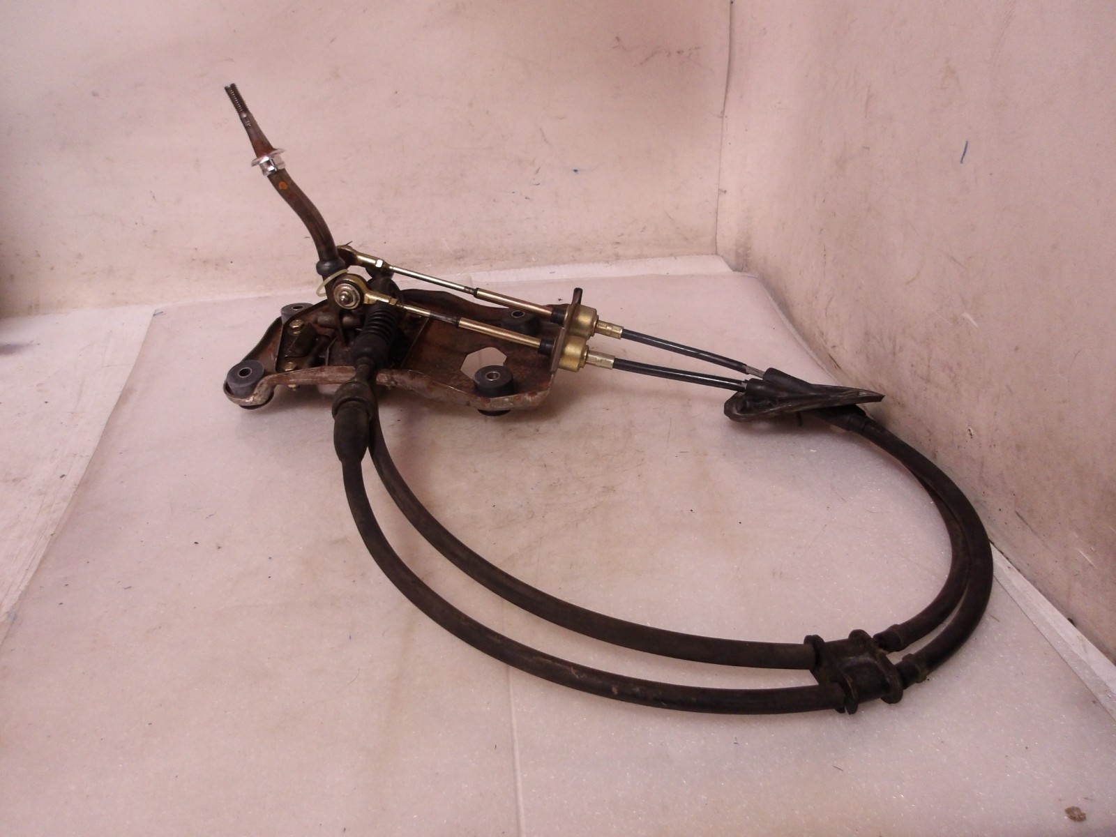 1990-1993 Honda Accord Manual Transmission Shifter Box W/Shift Linkage Cables Oe 1990-1993 Honda Accord Manual Transmission Shifter Box W/Shift Linkage Cables Oe