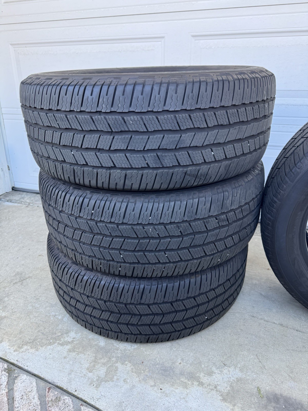 275/50R22 Michelin Defender Tires - Used. 75% Tread remaining.