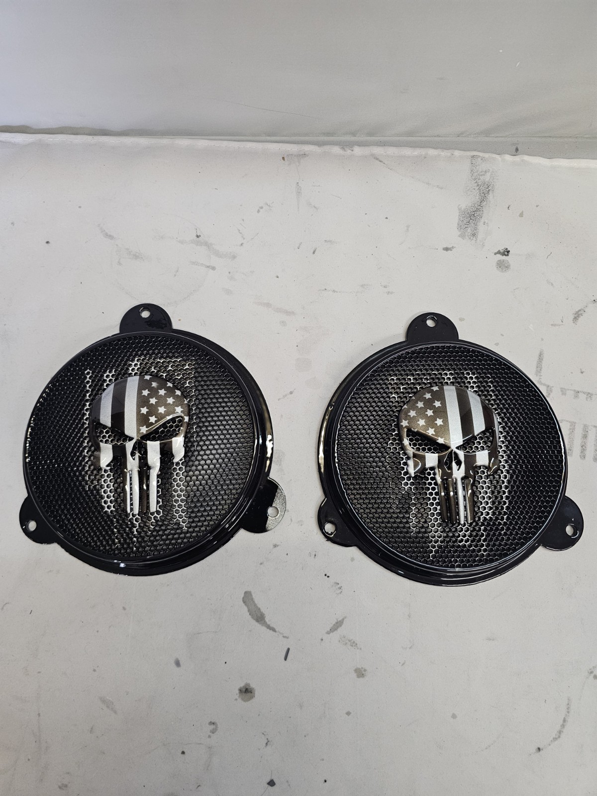 HARLEY 14 UP TOURING FAIRING SPEAKER GRILLS COVERS 5.25 Punisher Flag 