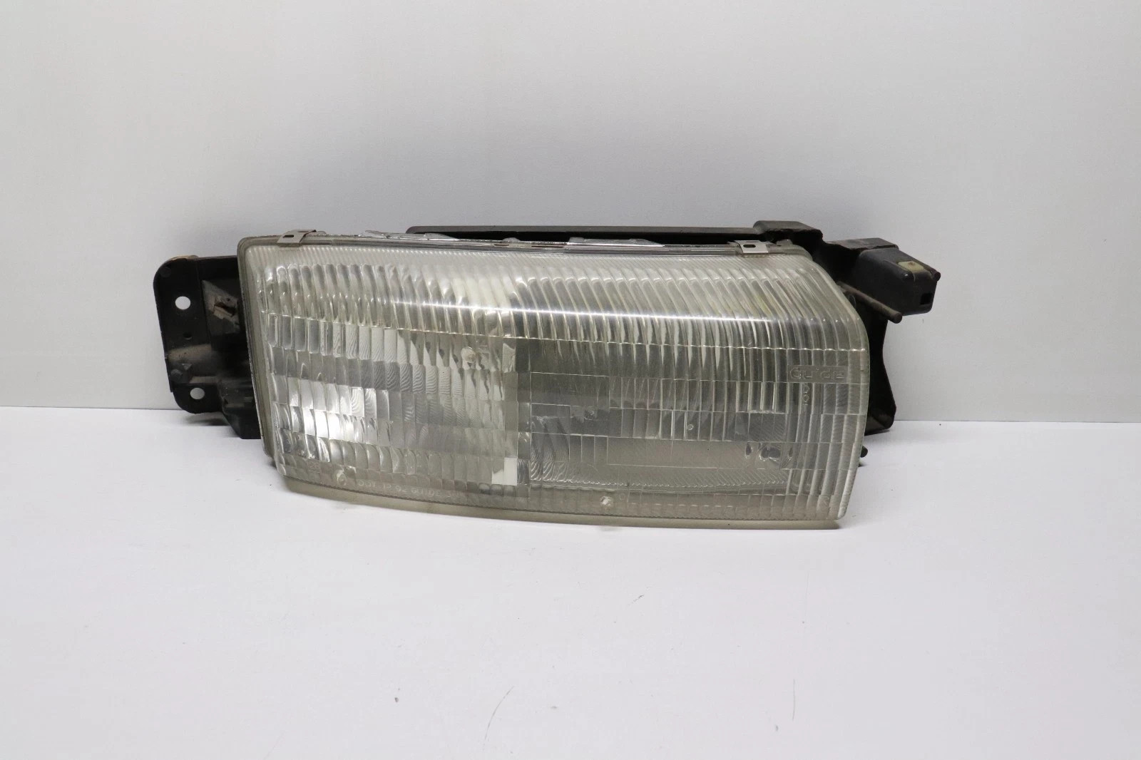 1992-1998 OLDSMOBILE ACHIEVA PESSENGER SIDE HEADLIGHT ASSEMBLY OEM, 114-00214