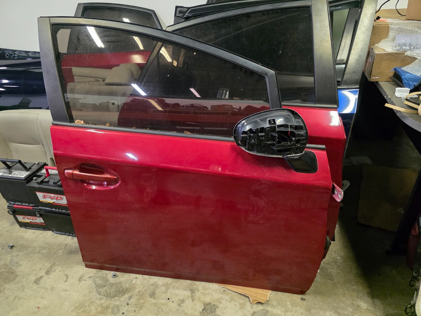 2010-2015 Toyota Prius Front Right Passenger Door Assembly OEM 2010-2015 Toyota Prius Front Right Passenger Door Assembly OEM