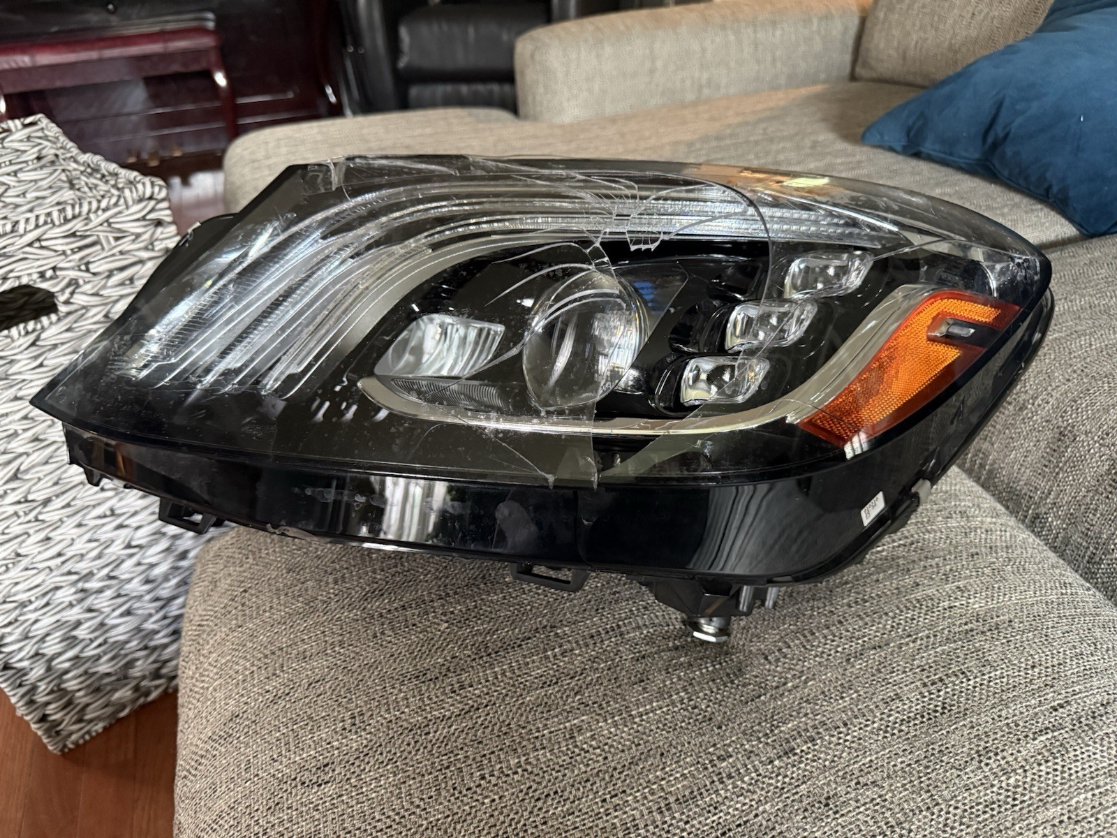 GENUINE 2018-2020 MERCEDES-BENZ S-CLASS S450 S560 LEFT SIDE HEADLIGHT LED NICE GENUINE 2018-2020 MERCEDES-BENZ S-CLASS S450 S560 LEFT SIDE HEADLIGHT LED NICE