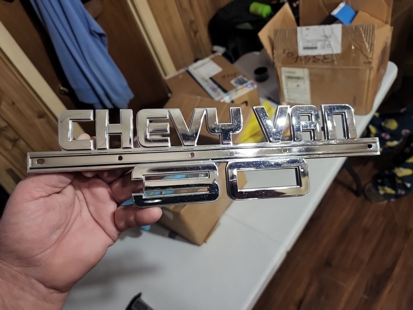 NOS 1985-1989 Chevrolet Chevy Van 30 Fender Emblem GM # 14052243 OEM 14060365 NOS 1985-1989 Chevrolet Chevy Van 30 Fender Emblem GM # 14052243 OEM 14060365