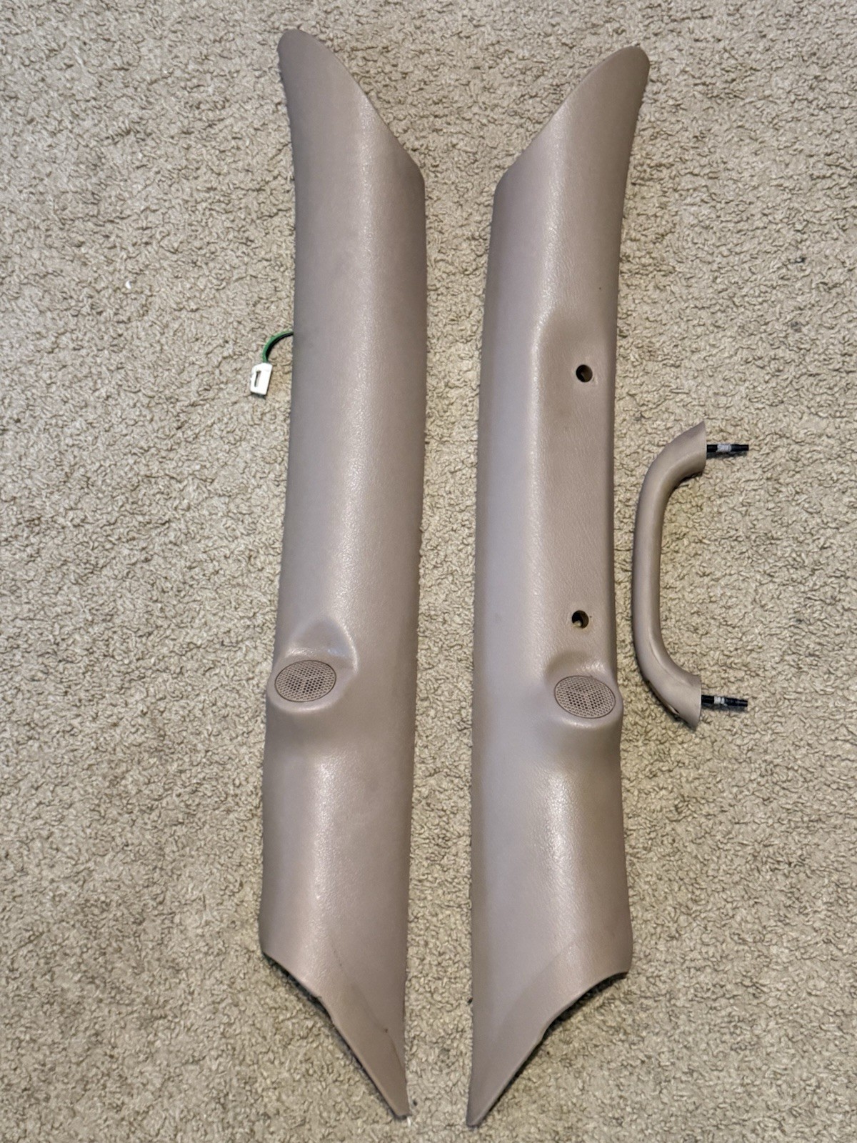 1998-2001 Dodge Ram 1500 A Pillar Trim Panel Set Pair LH RH Tweeter Camel Tan