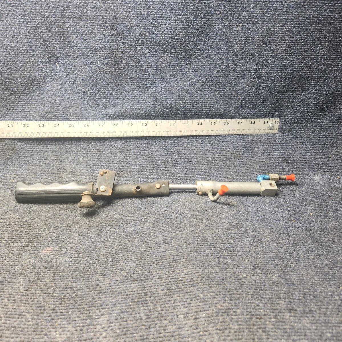 63353-000 | PIPER PA28-140 | Actuator Assy Brake Cylinder/ Handele
