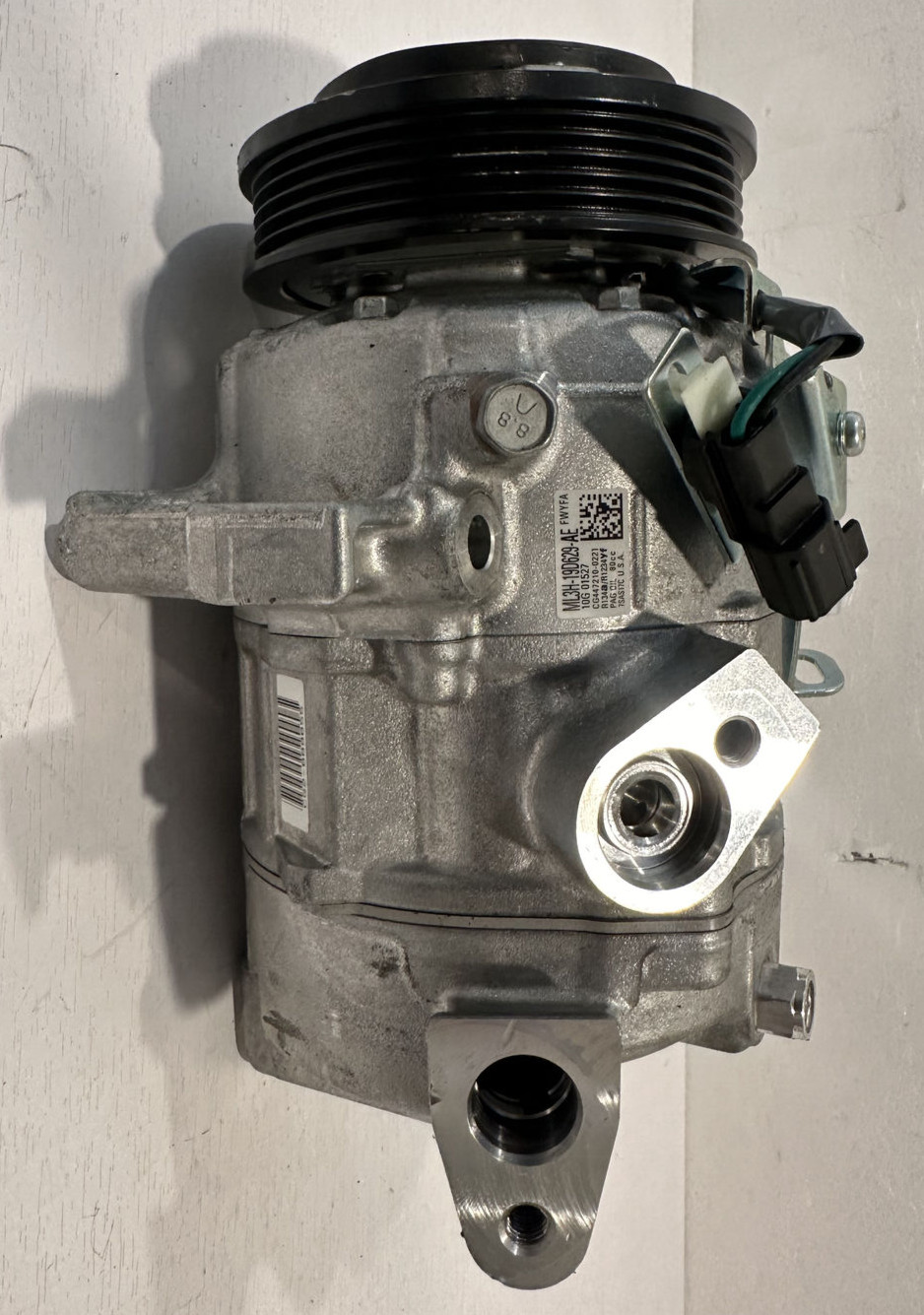 2020-21 FORD F150 3.5 L AC COMPRESSOR OEM PART# ML3H-19D629-AE