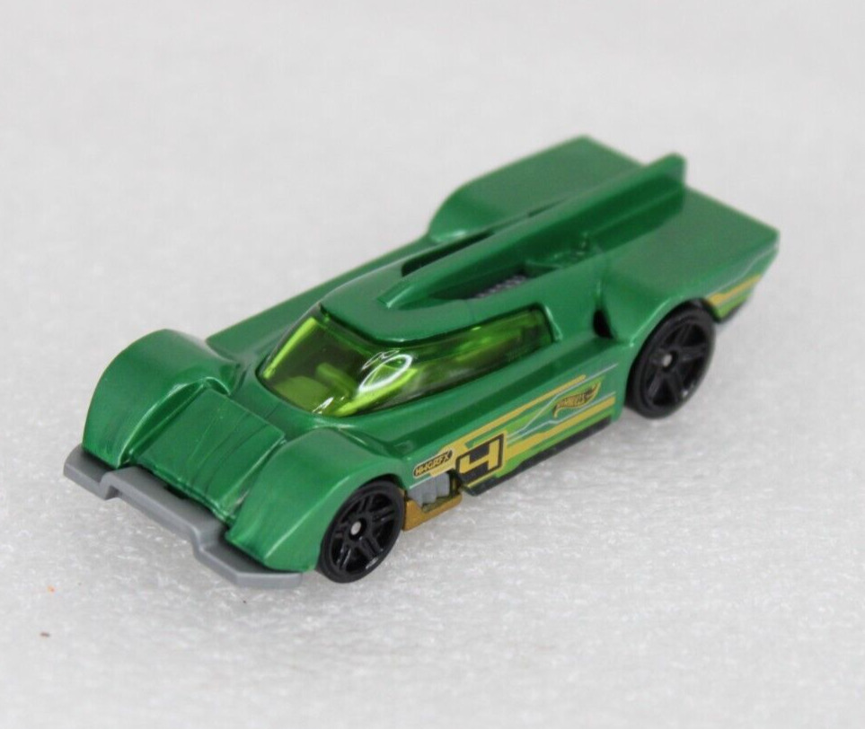 2021 Hot Wheels GRUPPO x24 ✰ green/gold/gray✰Multi pack Exclusive✰ LOOSE