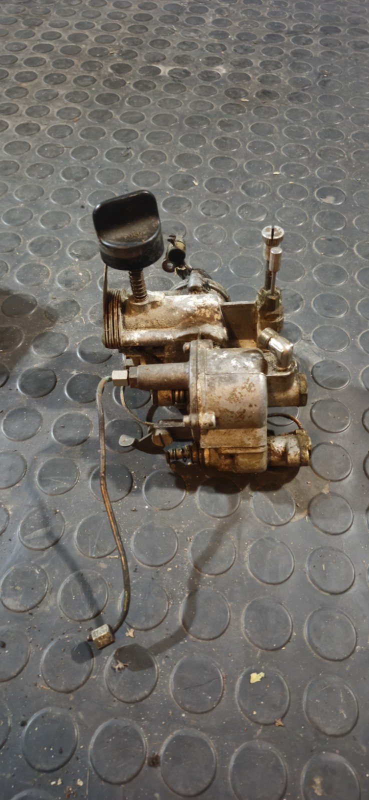 Vintage Evinrude Zepyhr 5.4 HP Outboard 4404 Carb Carburetor OMC