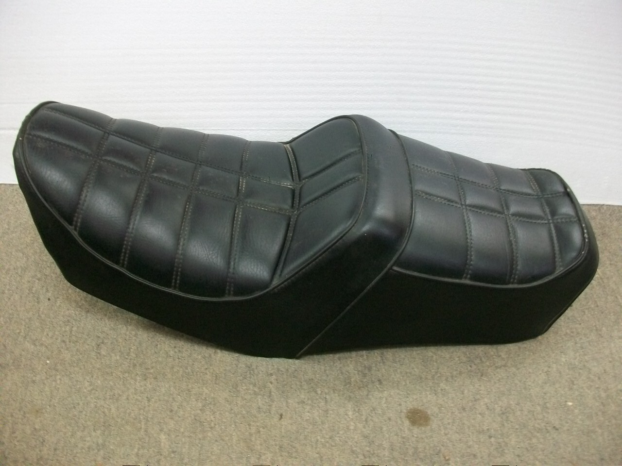 OEM Nice 1981 1982 Suzuki GS550L Seat Saddle GS 550L Stock Seat OEM Nice 1981 1982 Suzuki GS550L Seat Saddle GS 550L Stock Seat