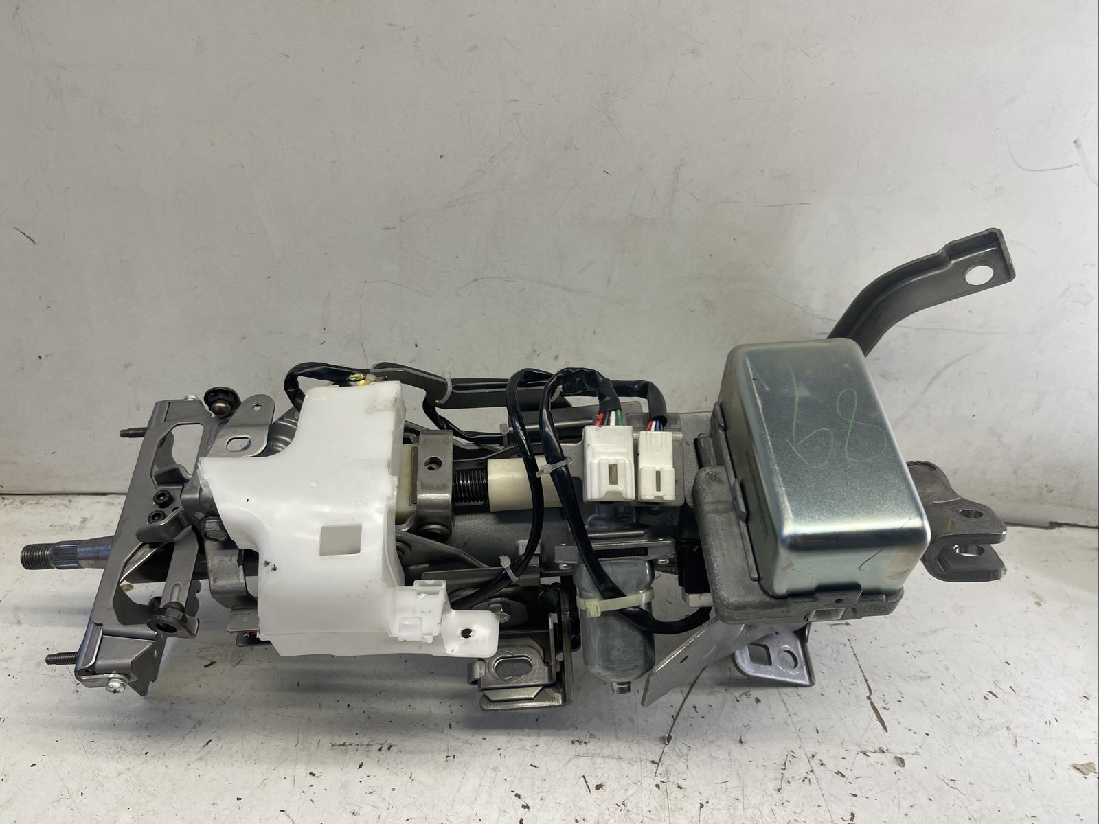 09-17 Infiniti Fx35 QX70 Steering Wheel Column OEM