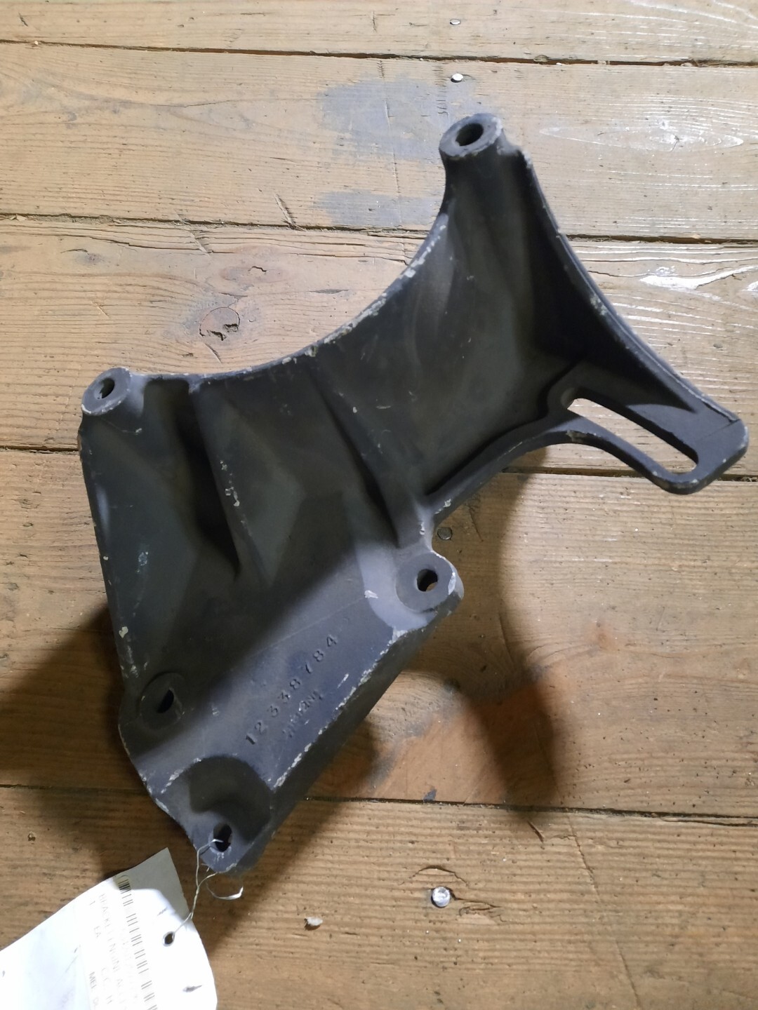 NOS 60-amp GENERATOR BRACKET M998 H1 HMMWV 12338784-2  5342-01-257-7706