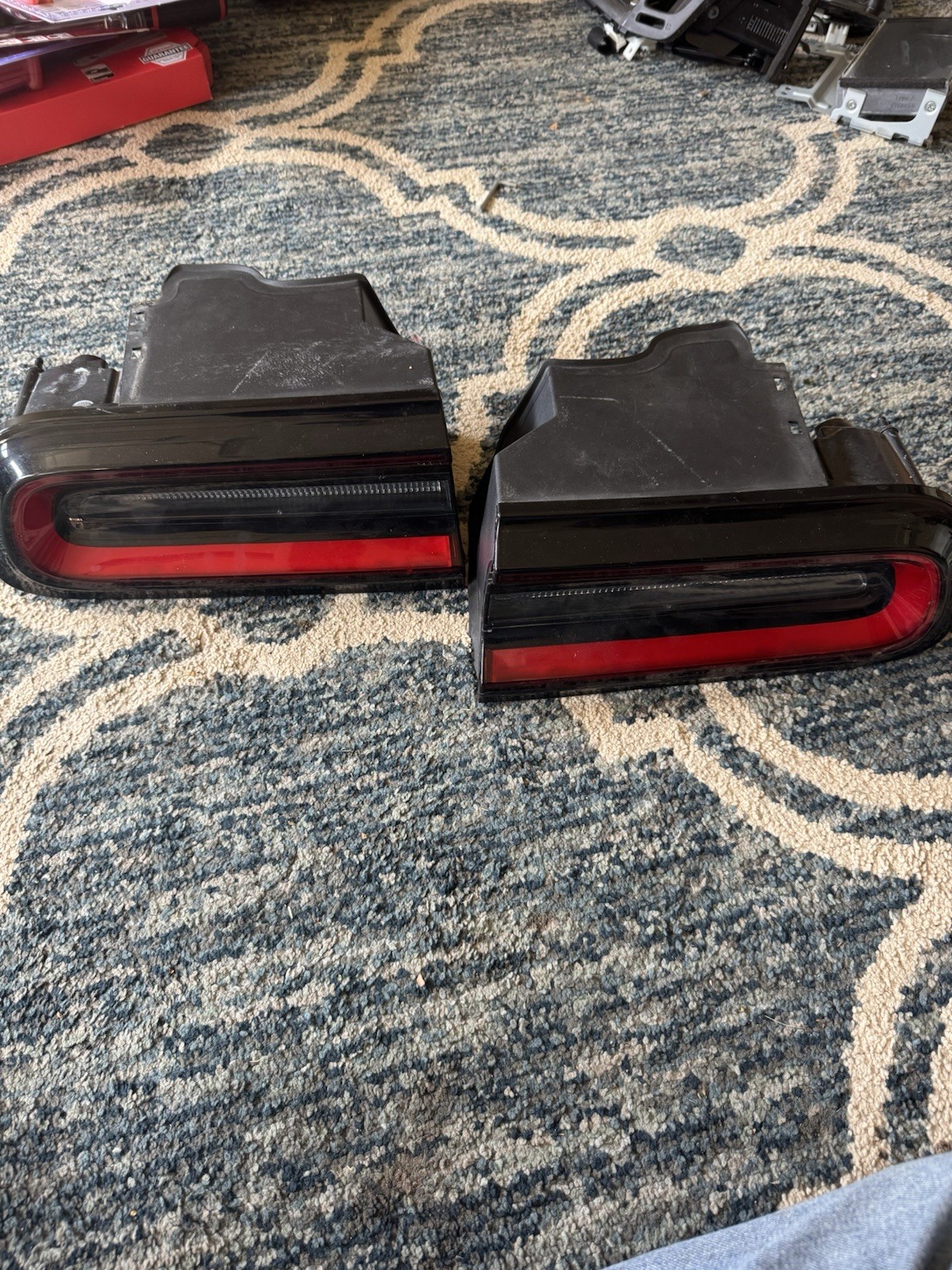 2015-2023 Dodge Challenger Tailights Assembly Factory Mopar 2015-2023 Dodge Challenger Tailights Assembly Factory Mopar