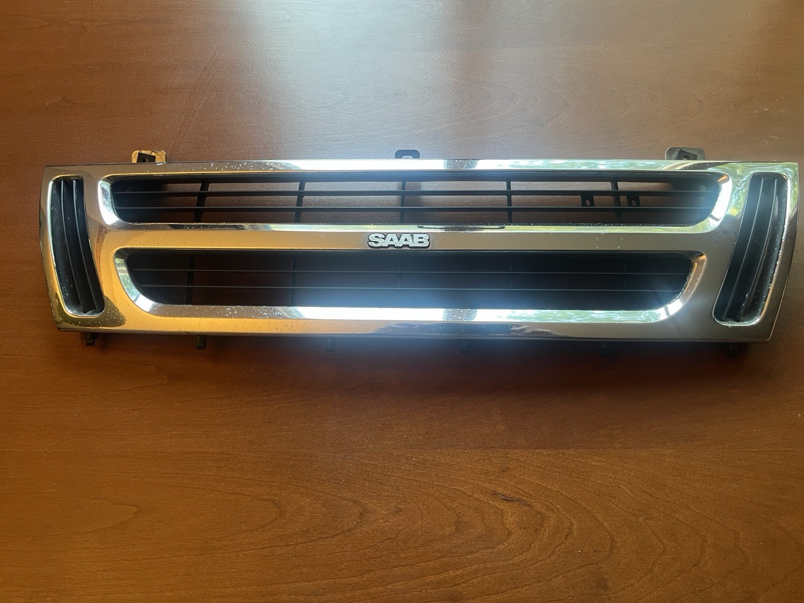1987-1994 Rare Genuine Saab 900 SPG Grill OEM No Cracks along with a Nice Shine 1987-1994 Rare Genuine Saab 900 SPG Grill OEM No Cracks along with a Nice Shine