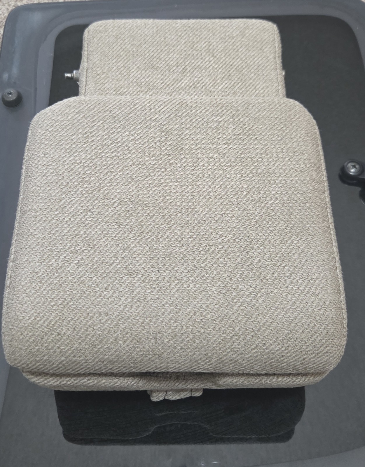 1993-1998 Toyota T100 Bench Seat Fold Down Center Console Arm Rest Brown Oem.96