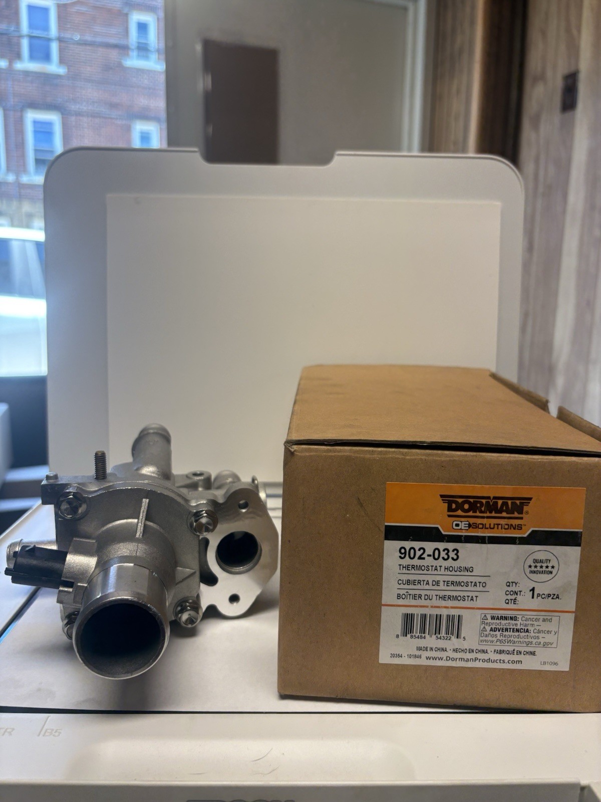 DORMAN 902-033 THERMOSTAT HOUSING NEW IN BOX DORMAN 902-033 THERMOSTAT HOUSING NEW IN BOX