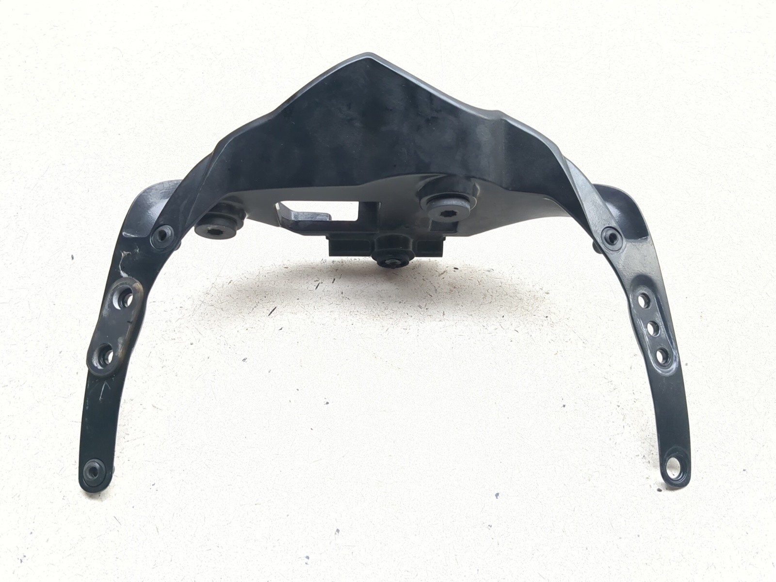 06-12 Triumph Daytona 675 Front Upper Gauge Mount Bracket T2307555