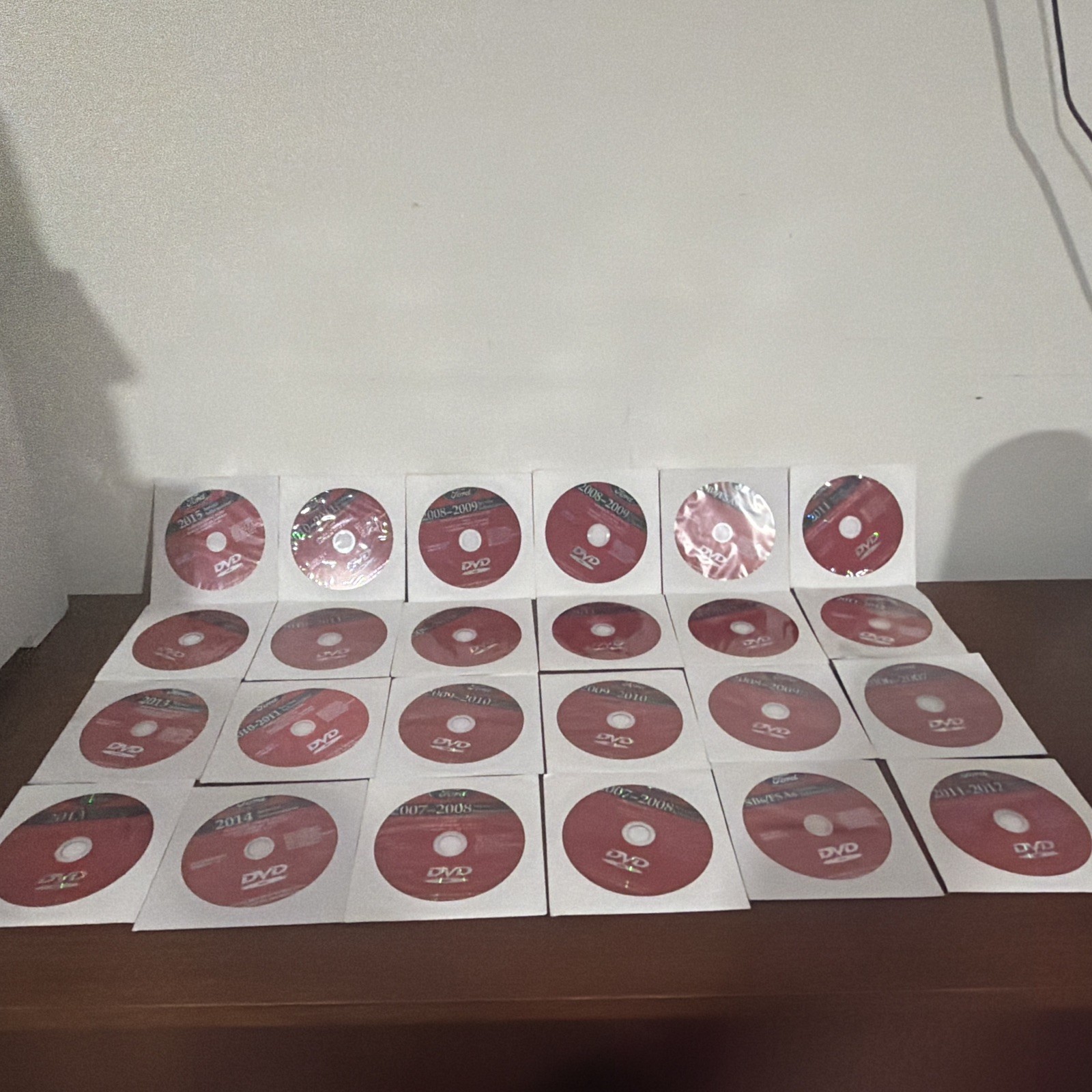 Lot Of 24 Ford Service DVD Manuals Workshop Wiring  2015 2007 08 09 10 11 13 14