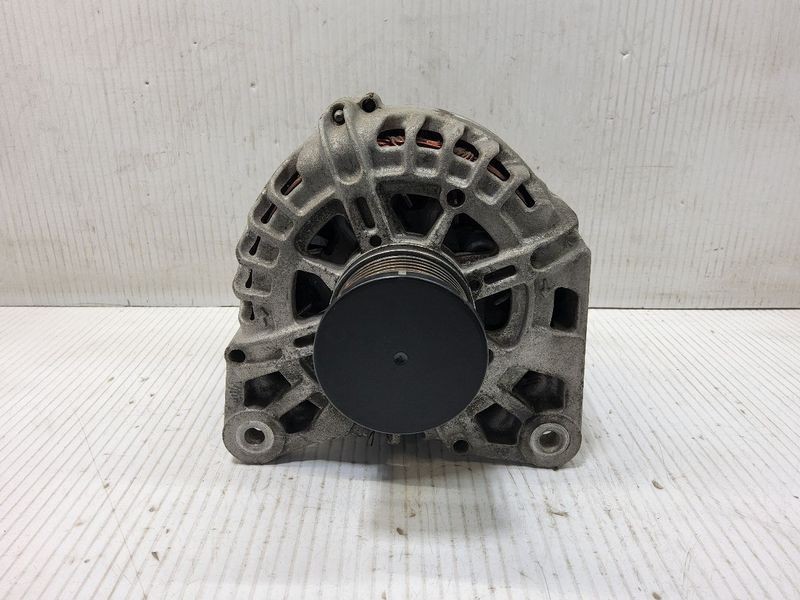 2017-2022 Nissan Rogue Sport Qashqai 2.0L Alternator OEM