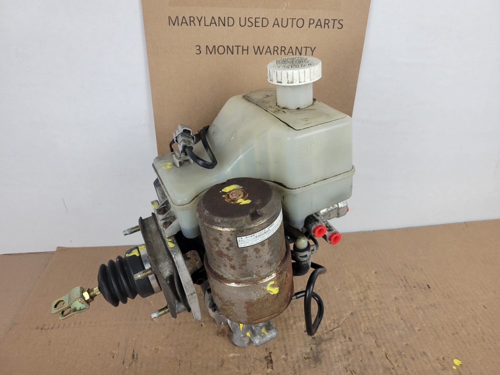 03-06 MITSUBISHI MONTERO ABS Booster Master Cylinder Brake ABS Pump REFUBISHED
