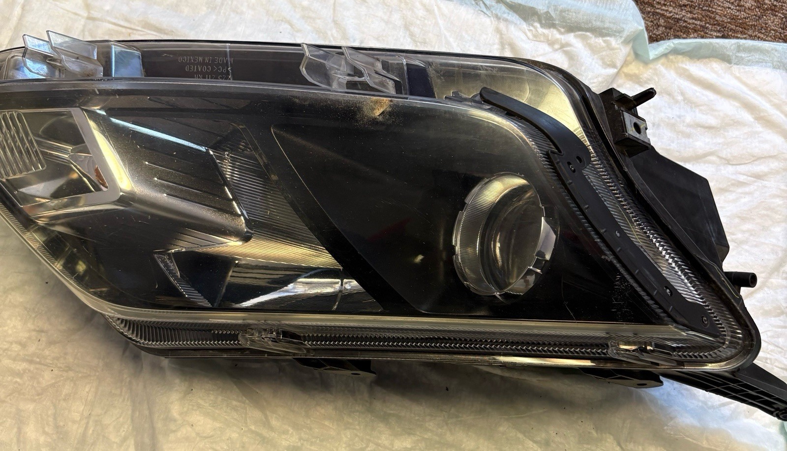 NICE 2015-2020 TOYOTA SIENNA Left Driver Side Headlight XENON HID Head Lamp OEM NICE 2015-2020 TOYOTA SIENNA Left Driver Side Headlight XENON HID Head Lamp OEM