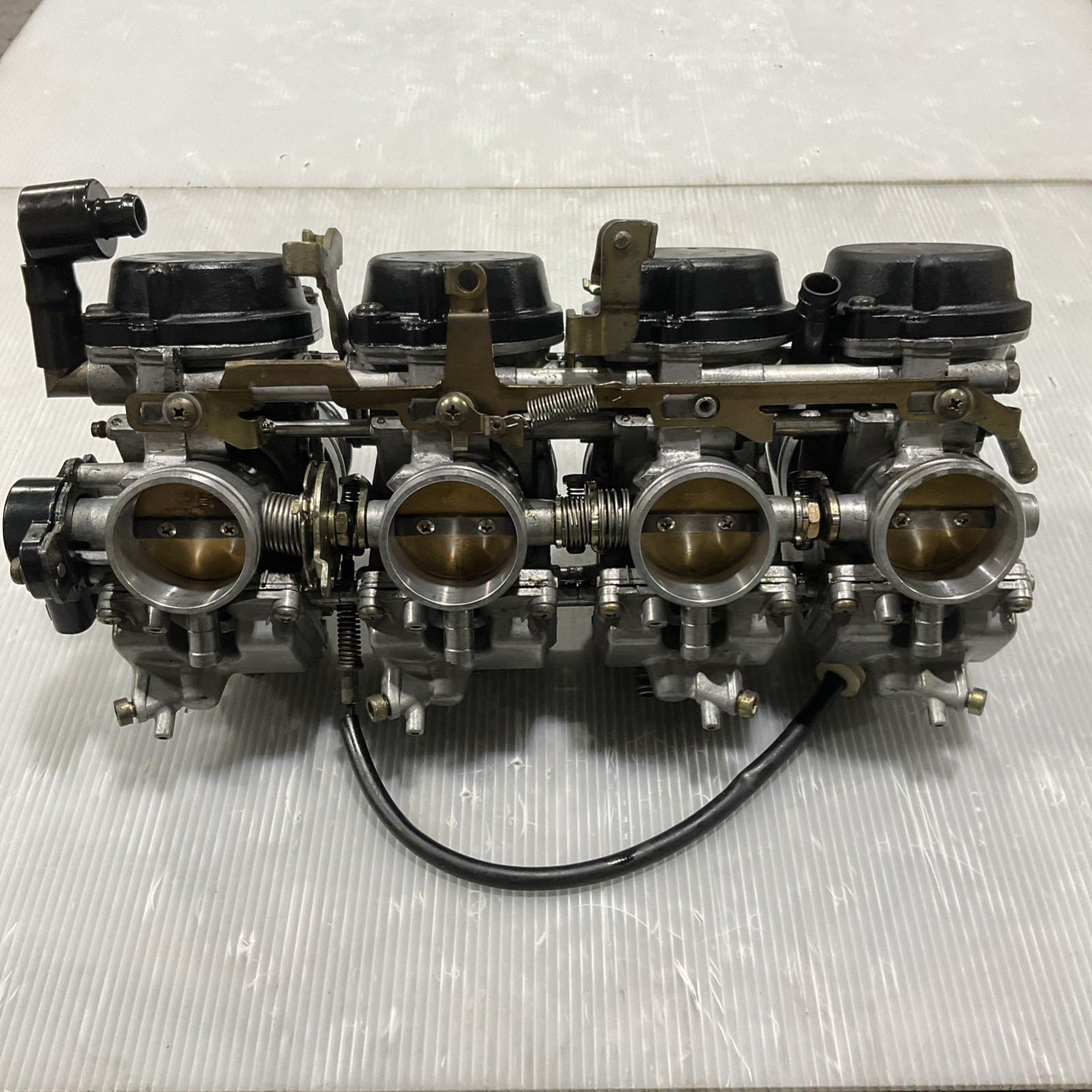 98-01 1998 2001 Yamaha Yzf R1 Carburetors Carbs *PROFESSIONALLY REBUILT & READY* 98-01 1998 2001 Yamaha Yzf R1 Carburetors Carbs *PROFESSIONALLY REBUILT & READY*