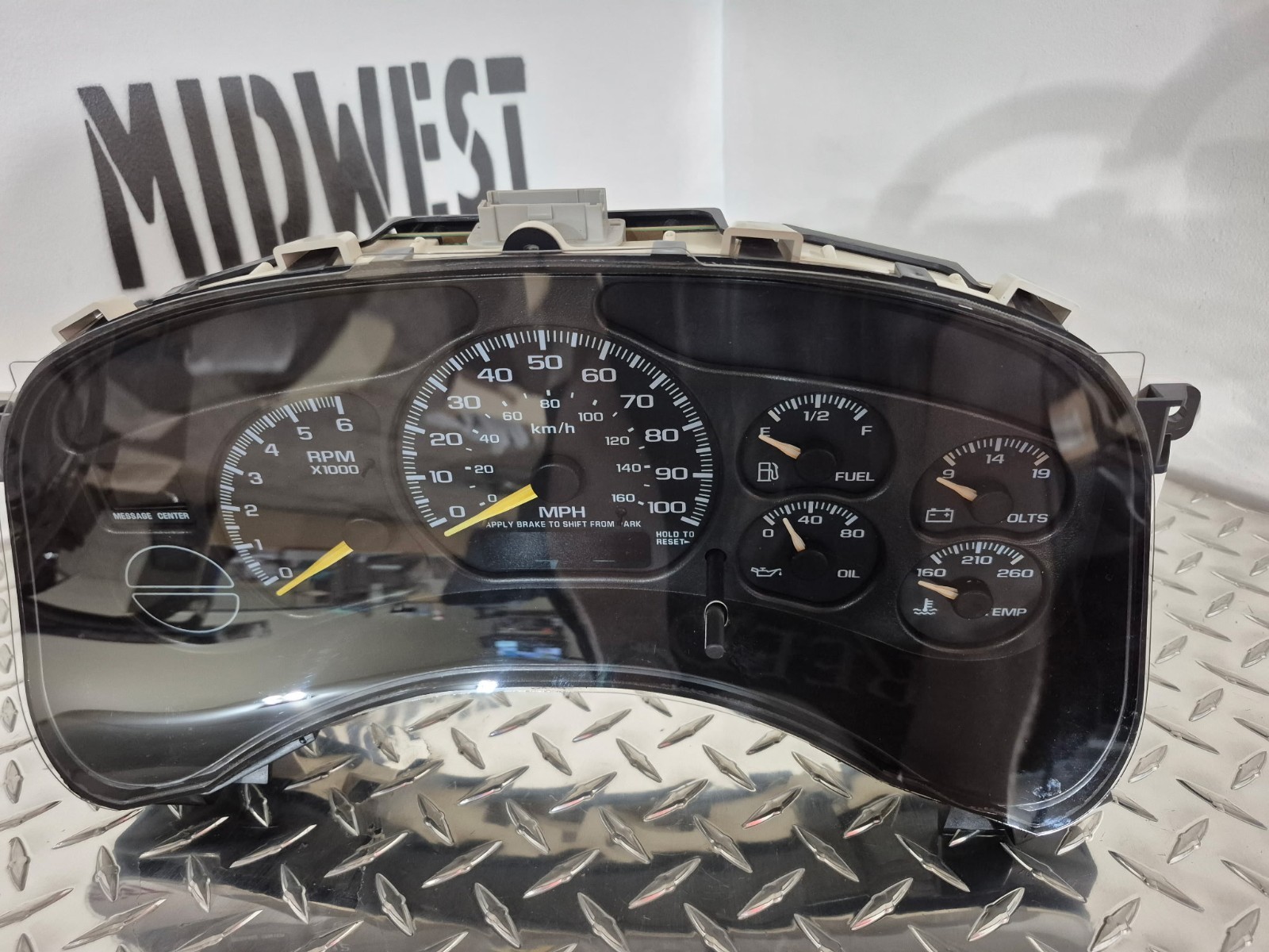 2000-02 Chevy Tahoe Suburban/GMC Sierra Yukon Instrument Cluster OEM- Tested