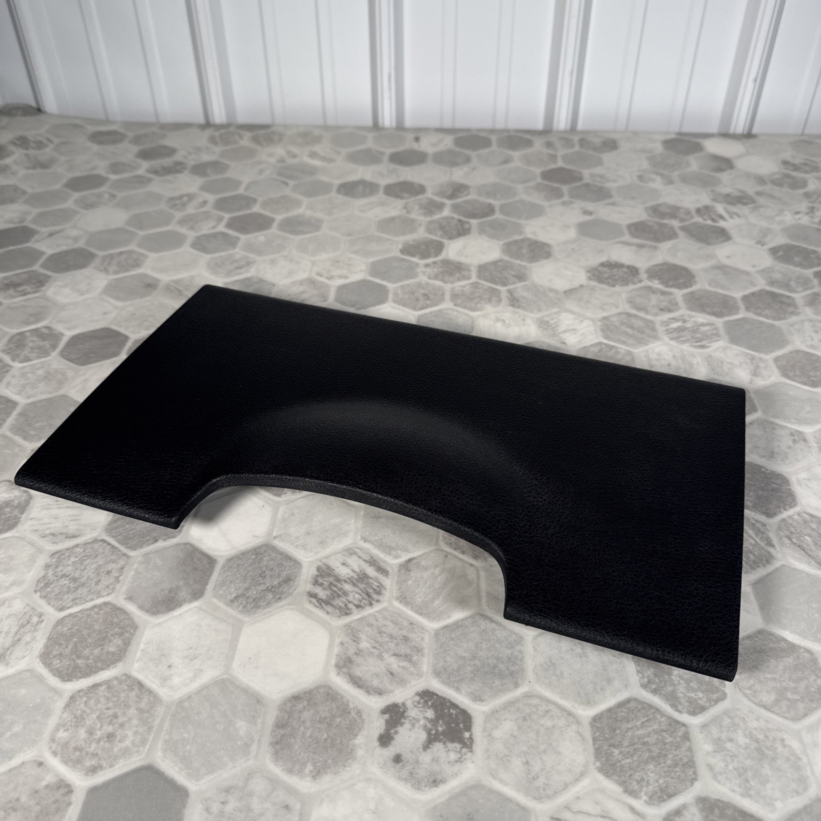 2004-2008 Ford F-150 Driver Side Knee Bolster Kick Trim Panel Assembly Black 2004-2008 Ford F-150 Driver Side Knee Bolster Kick Trim Panel Assembly Black
