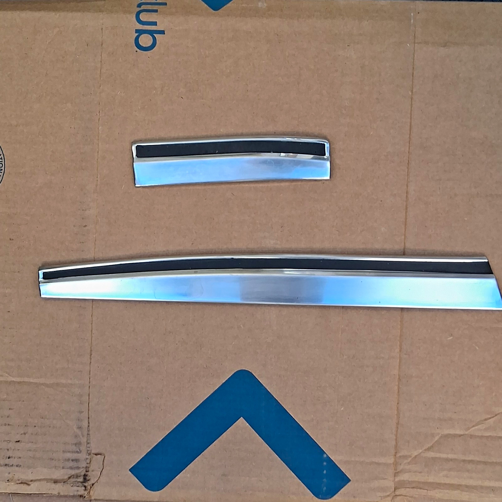 69 Delta 88 Custom molding. 69 Delta 88 Custom molding.