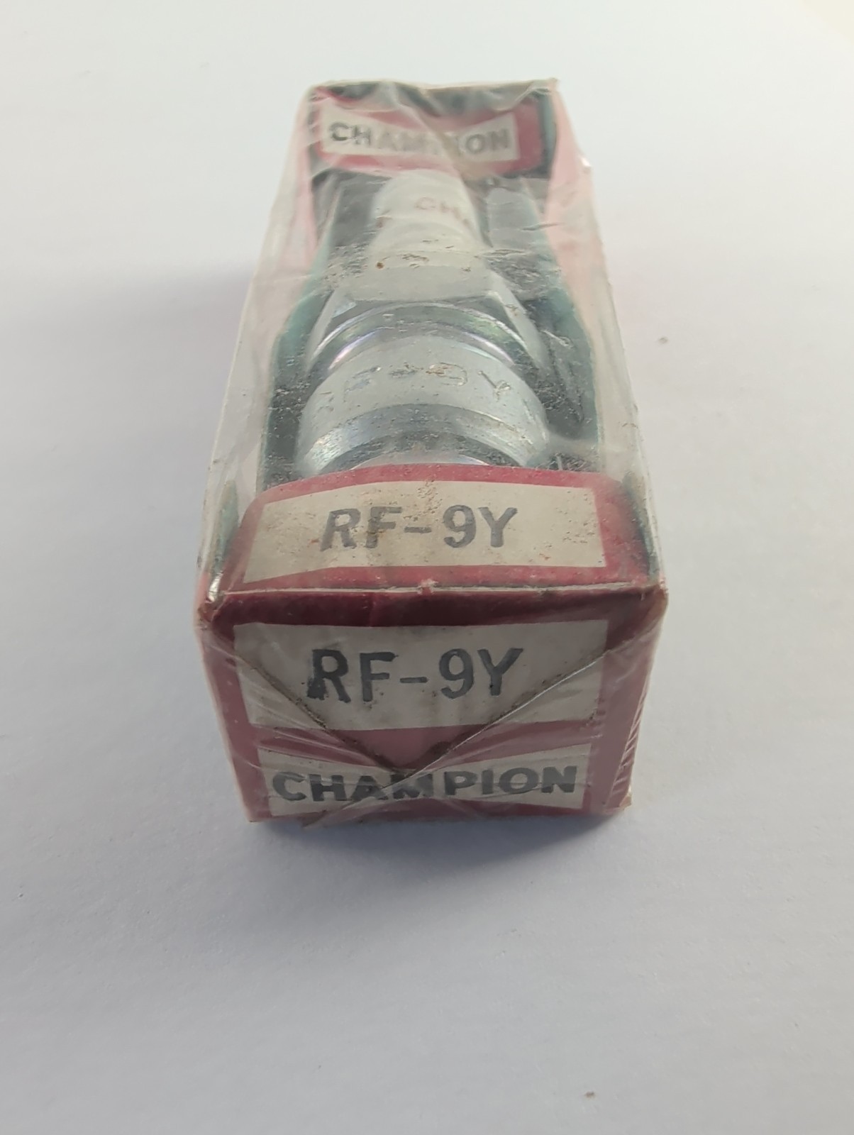 NOS Campion RF-9Y Spark plug Made in USA