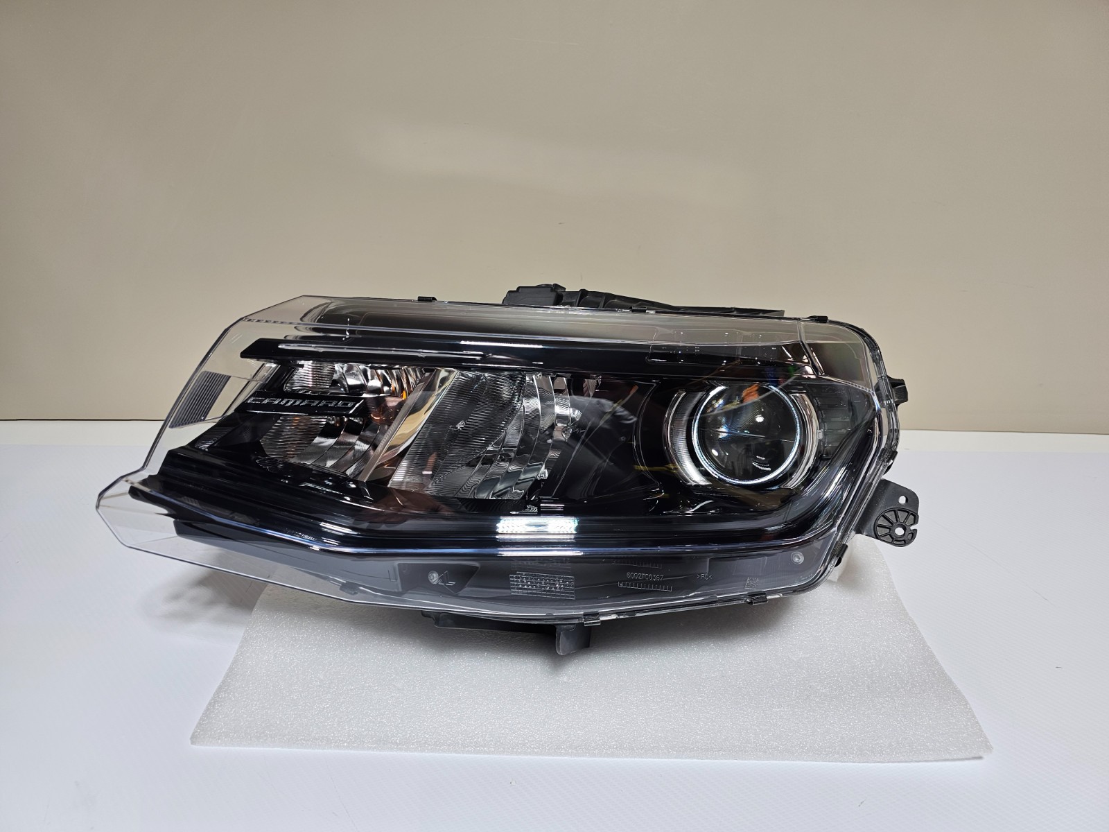 Chevrolet Camaro OEM Left Headlight 2016 2017 2018