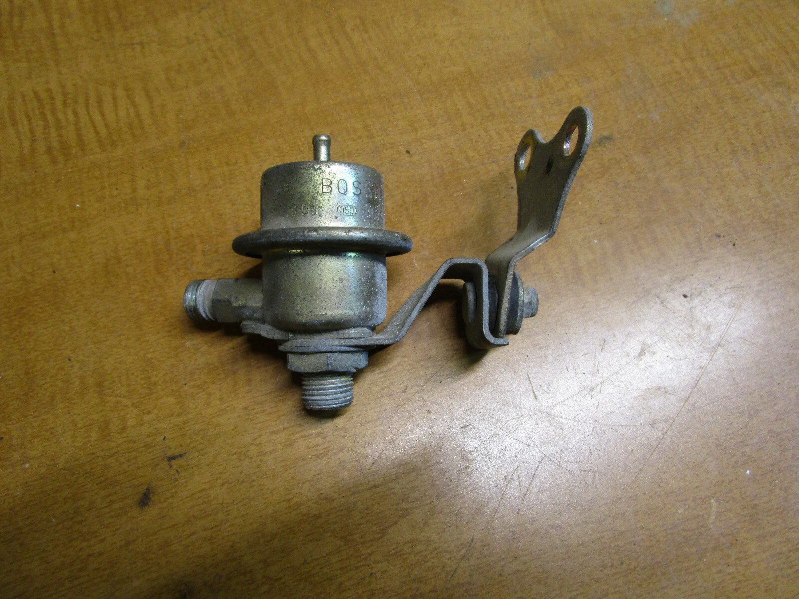 Ferrari 348,Mondial t- Fuel Pressure Regulator  P/N 147281