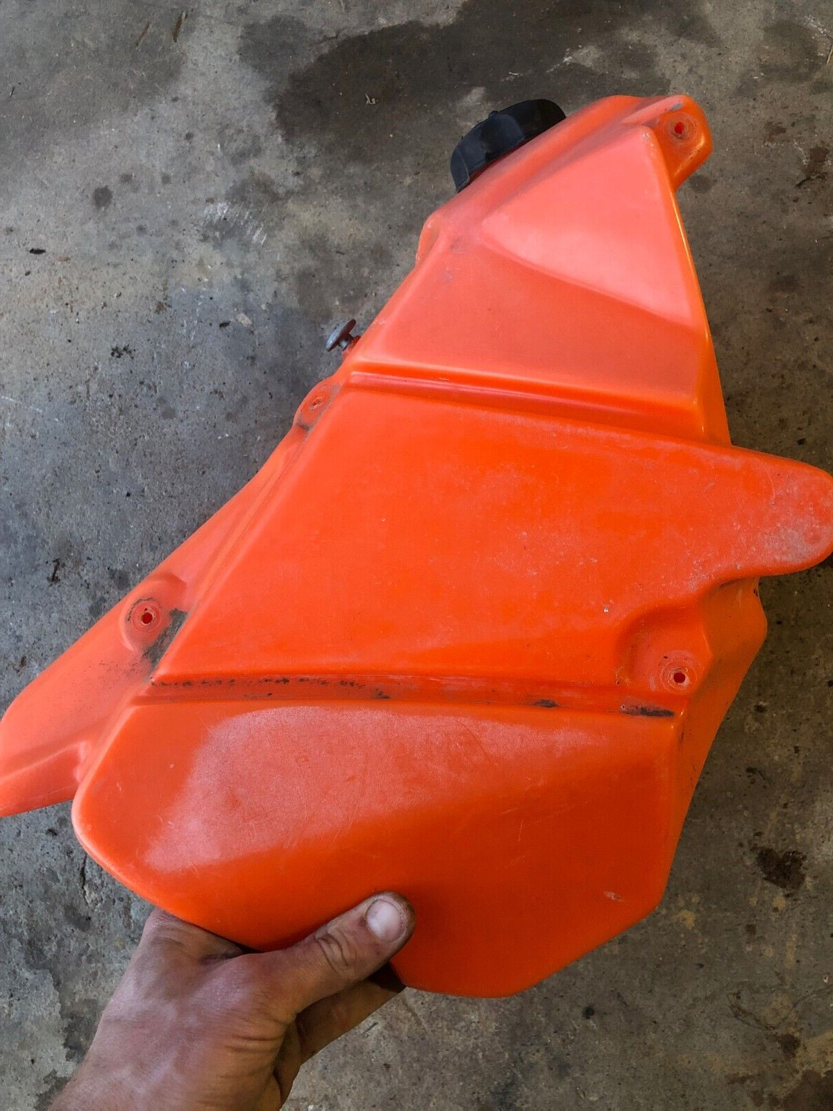KTM 125 SX *2003 KTM 125 SX 2003 GAS TANK ASSEMBLY KTM 125 SX *2003 KTM 125 SX 2003 GAS TANK ASSEMBLY