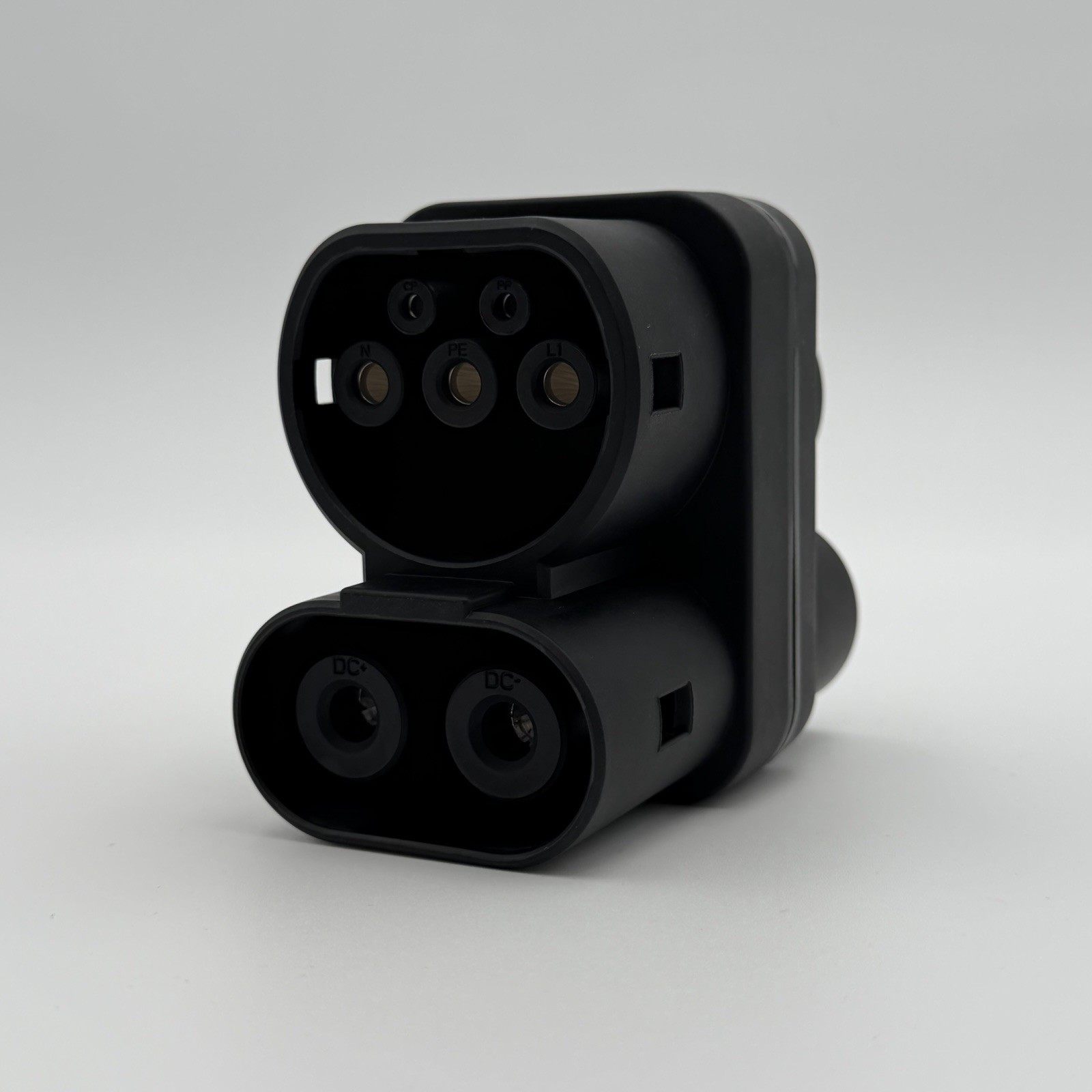BTUYDTUY CCS1 to CCS2 Electric Vehicle Charging Adapter
