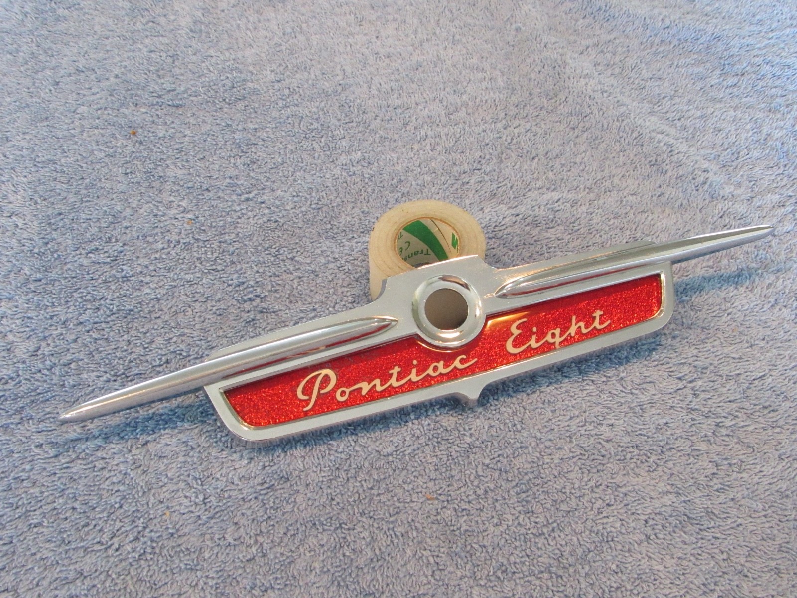 NOS 1951 1952 GM Pontiac Eight Glove Box Door Emblem  514489