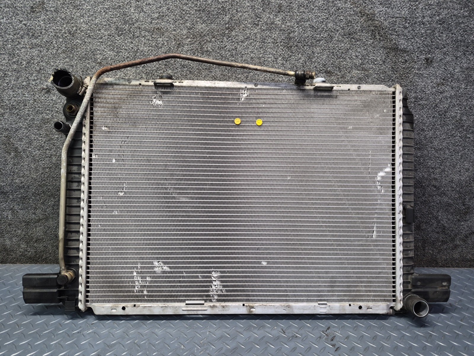 96-99 MERCEDES R129 SL500 ENGINE COOLING RADIATOR 1295000103 OEM