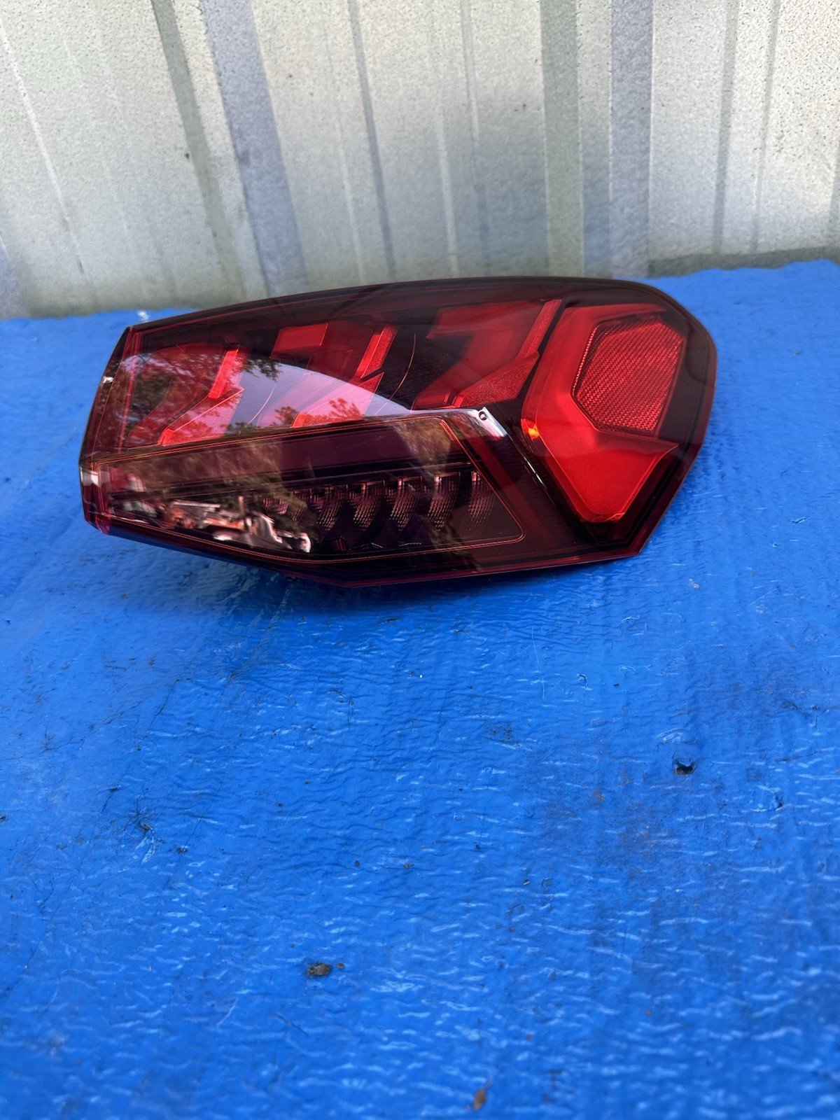 ✅63k 2022-2024 AUDI A3 REAR RIGHT QUARTER PANEL MOUNTED TAIL LIGHT ASSEMBLY OEM