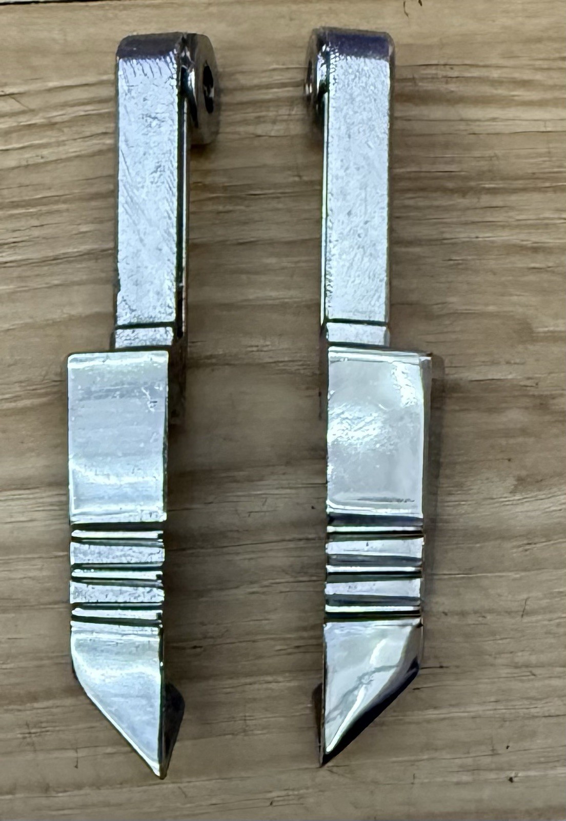 Vintage 45 60 75 hp Scott McCulloch Cowl Latch Handles Chromed Set New Old Stock Vintage 45 60 75 hp Scott McCulloch Cowl Latch Handles Chromed Set New Old Stock