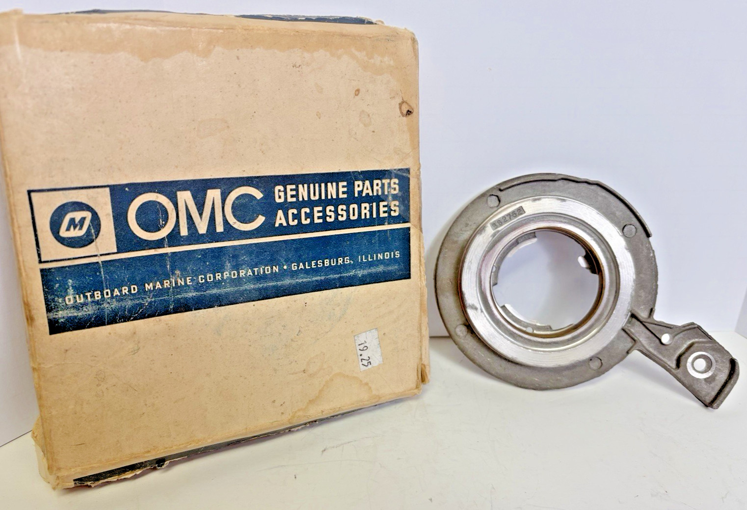 Johnson Evinrude 55 60 HP PLATE, Timer Base OEM 382752 1968-1971 Ignition