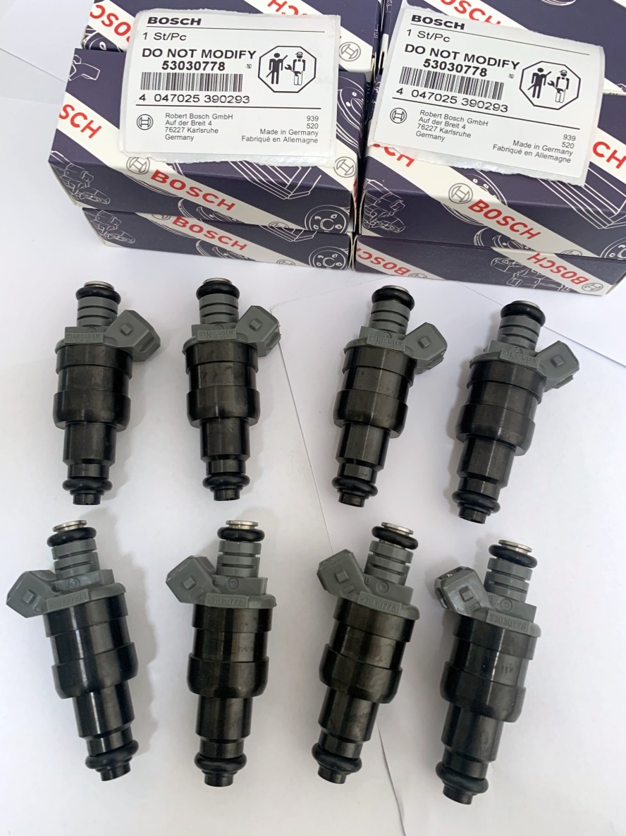 8pc OEM 53030778 Bosch Fuel Injector For Dodge Ram B1500 Jeep Wrangler 5.2L/5.9L