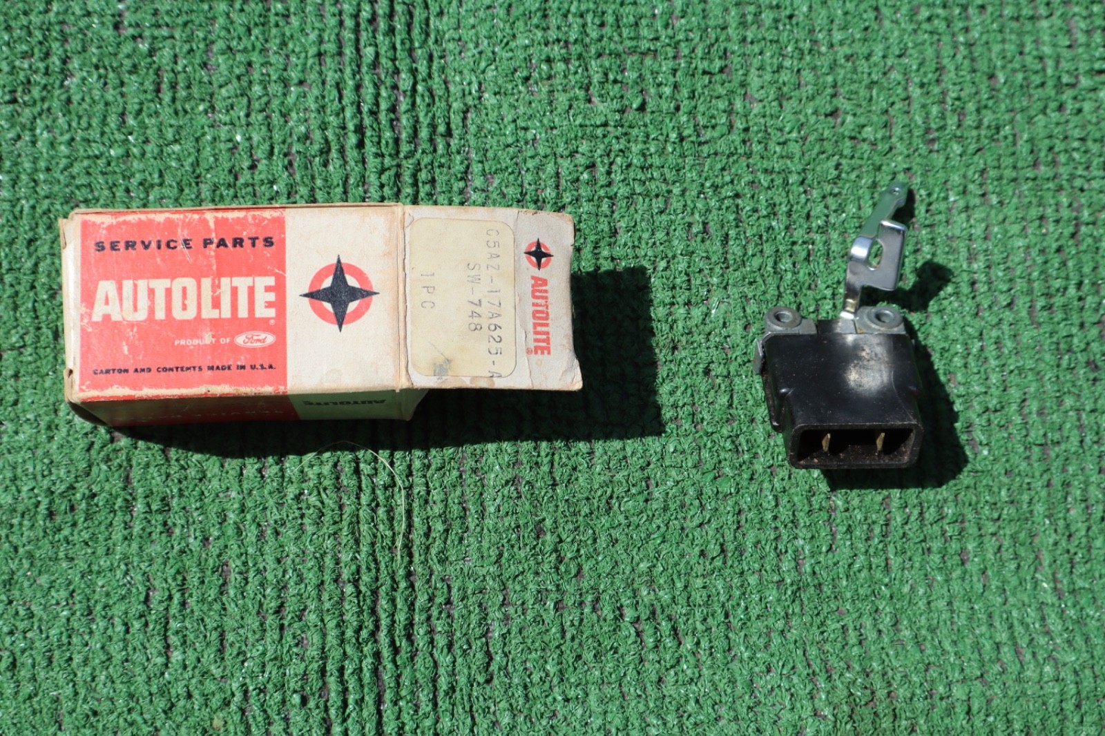 1965 1966 Ford Galaxie NOS 2 speed windshield washer switch in box LTD 1965 1966 Ford Galaxie NOS 2 speed windshield washer switch in box LTD