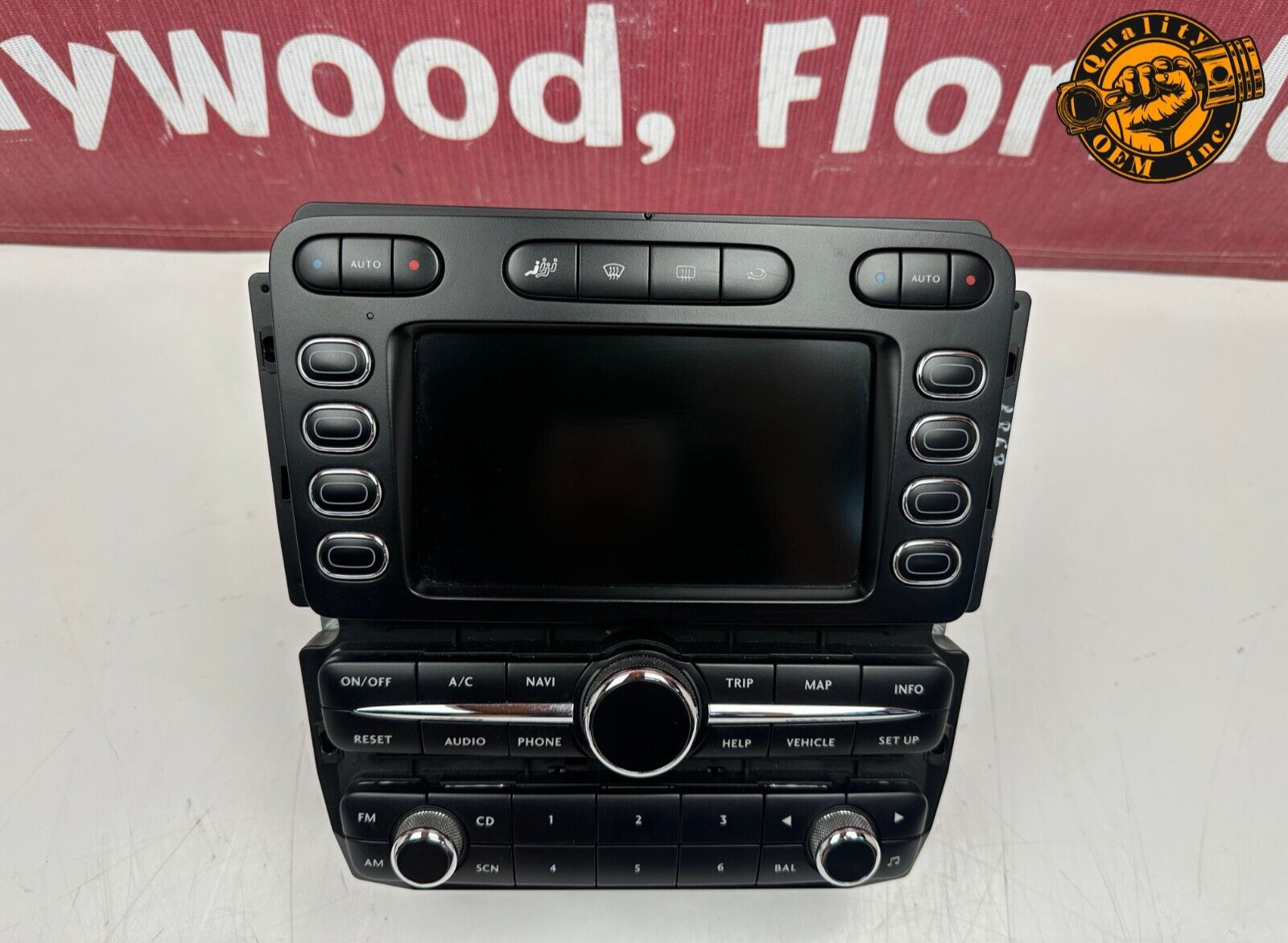 2003-2010 BENTLEY CONTINENTAL - CD RADIO NAVI DISPLAY COMMAND HEAD UNIT OEM 49k