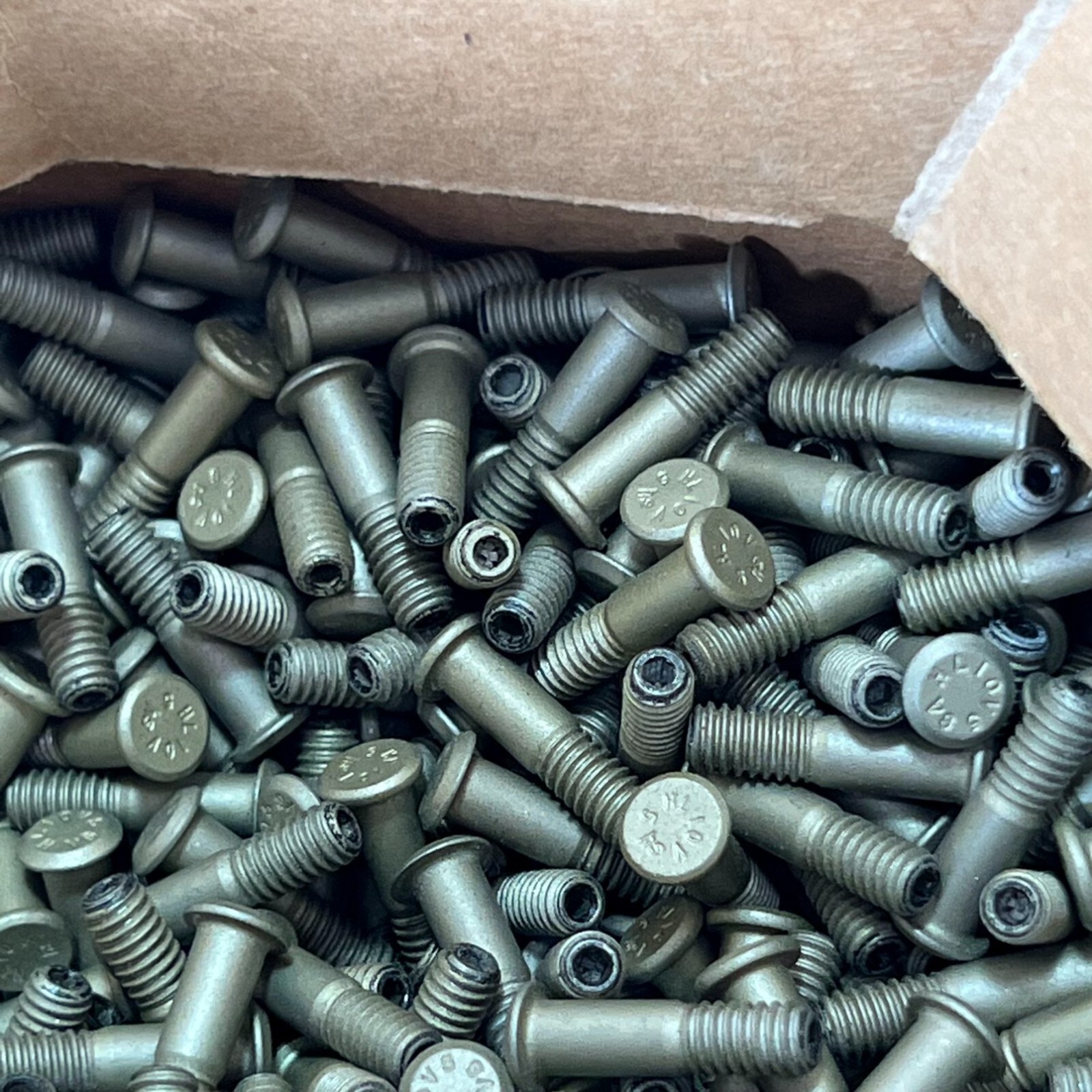 Pin, Rivet Titanium Alloy 5320000019943 HL10VAP5-5 Military Surplus Part Lot 24x
