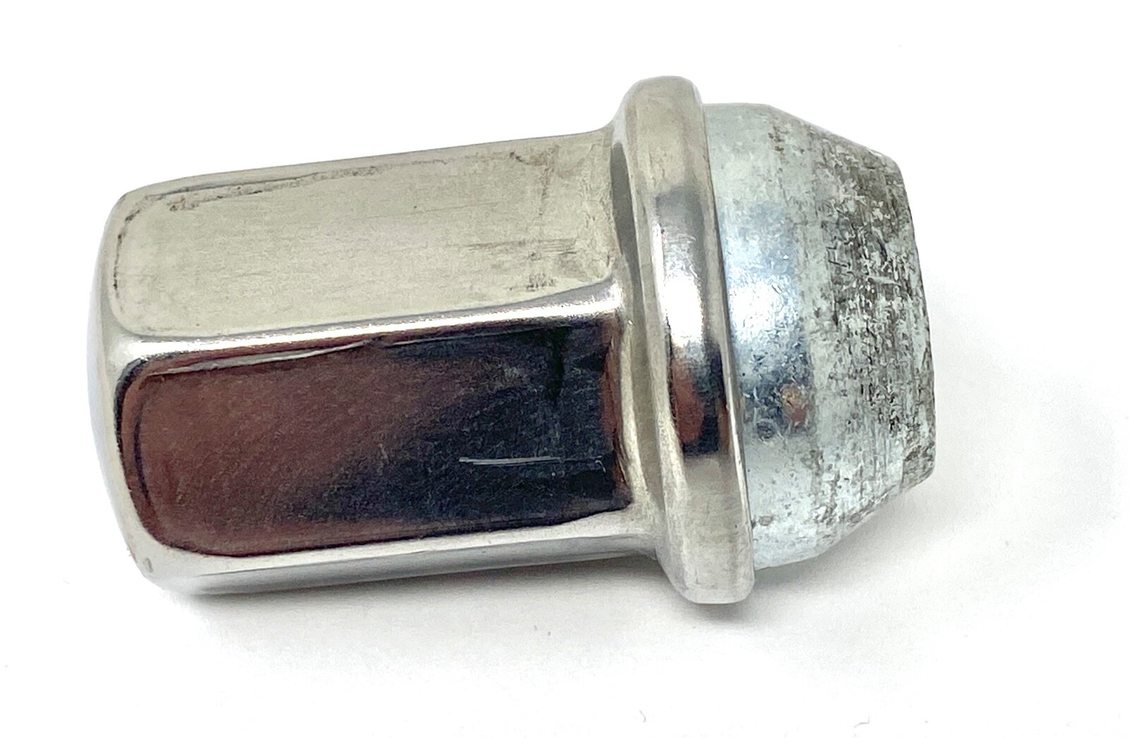 GENUINE GM OEM  9596070 TAKEOFF LUG NUTS