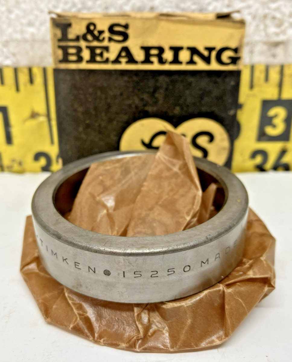 NOS L&S Tapered Roller Bearing Cup 15250 (20)
