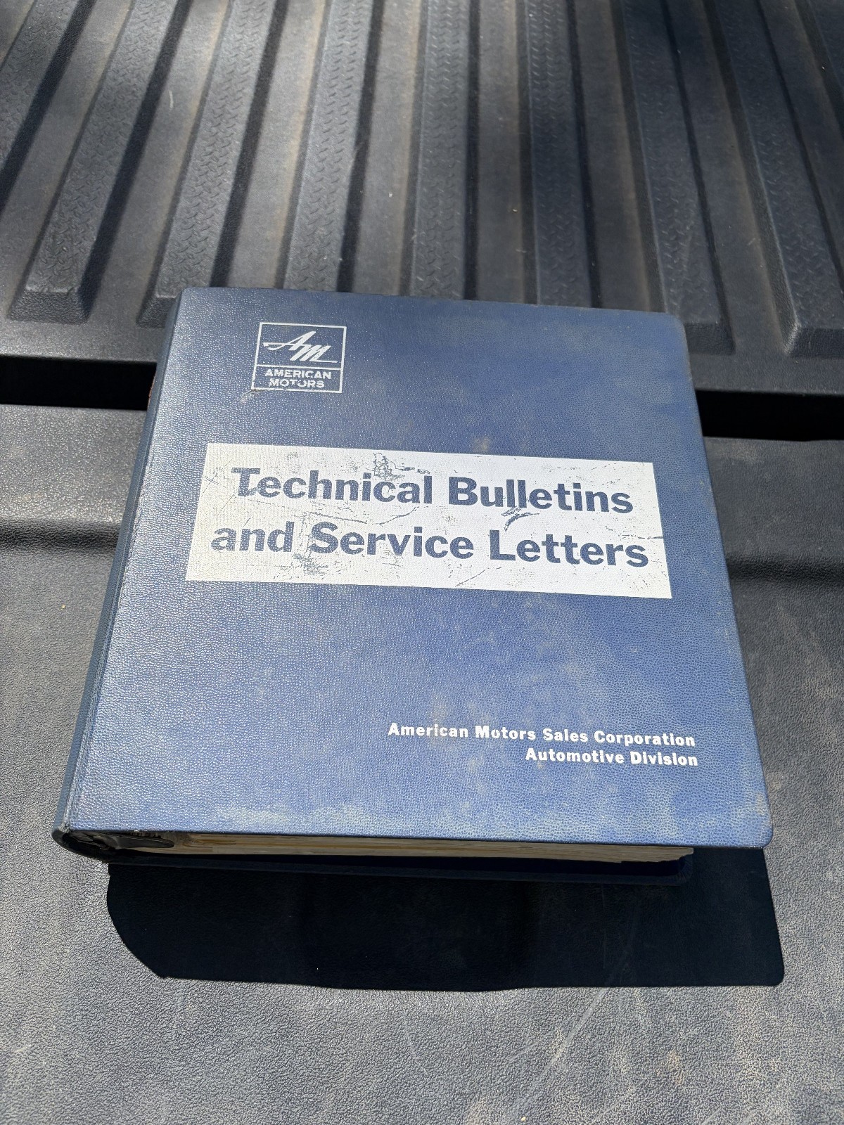1968 69 AMC Factory Dealership Service Technical Bulletins Binder Javelin Rebel
