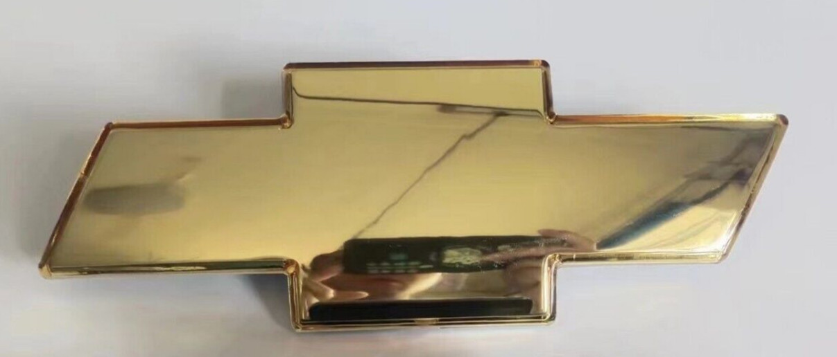 Chevy SILVERADO 1999-02 Suburban 2000-06 Tahoe 2000-06 Front Grille Gold Emblem Chevy SILVERADO 1999-02 Suburban 2000-06 Tahoe 2000-06 Front Grille Gold Emblem